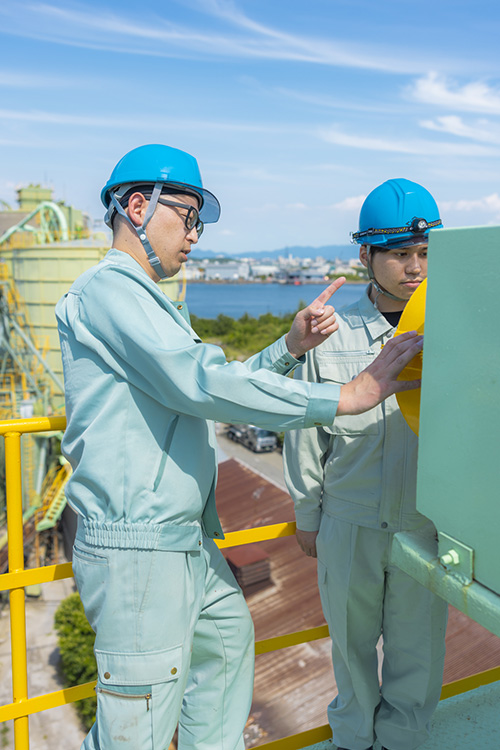 いつかは会社の将来を建設的に考える場に関わりたい。そして、より技術継承のシステムが整った会社へ。